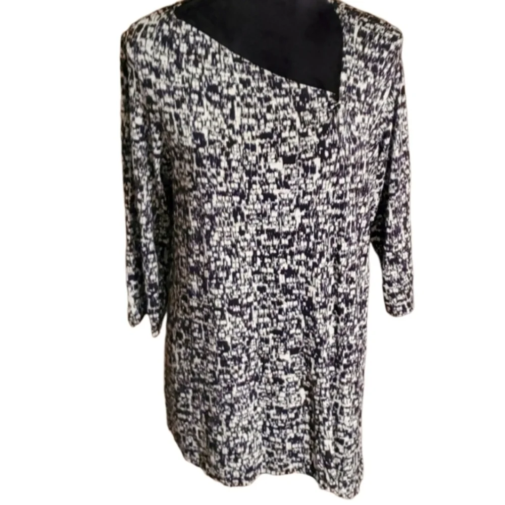 J Jill Blouse Womens Medium Black White Abstract 3/4 Sleeve Top